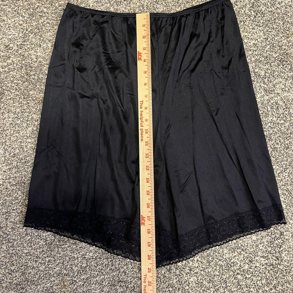 Vanity Fair Split Slip Shorts Womens XL Black Nylon Lace Trim Lingerie Underwear - Picture 7 of 7